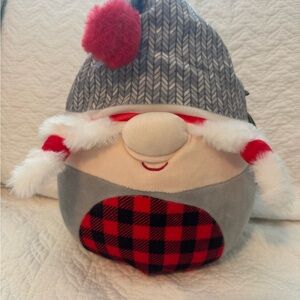 Kellytoy Squishmallows Red and Gray “Deidra”